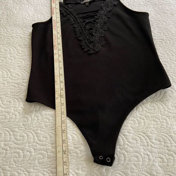 Express Black Embroidered Lace-Up Bodysuit Top Women's L - Picture 6 of 8